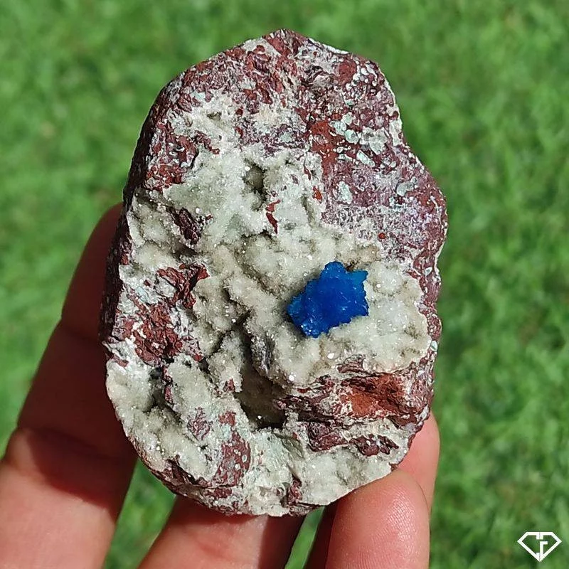 Cavansite sur Heulandite