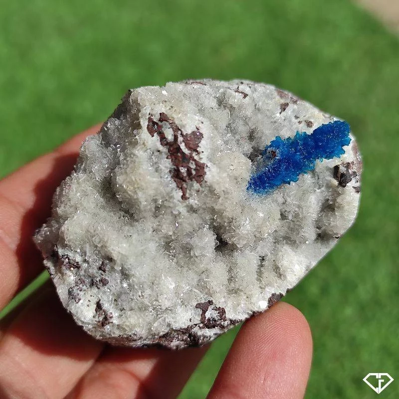 Cavansite sur Heulandite