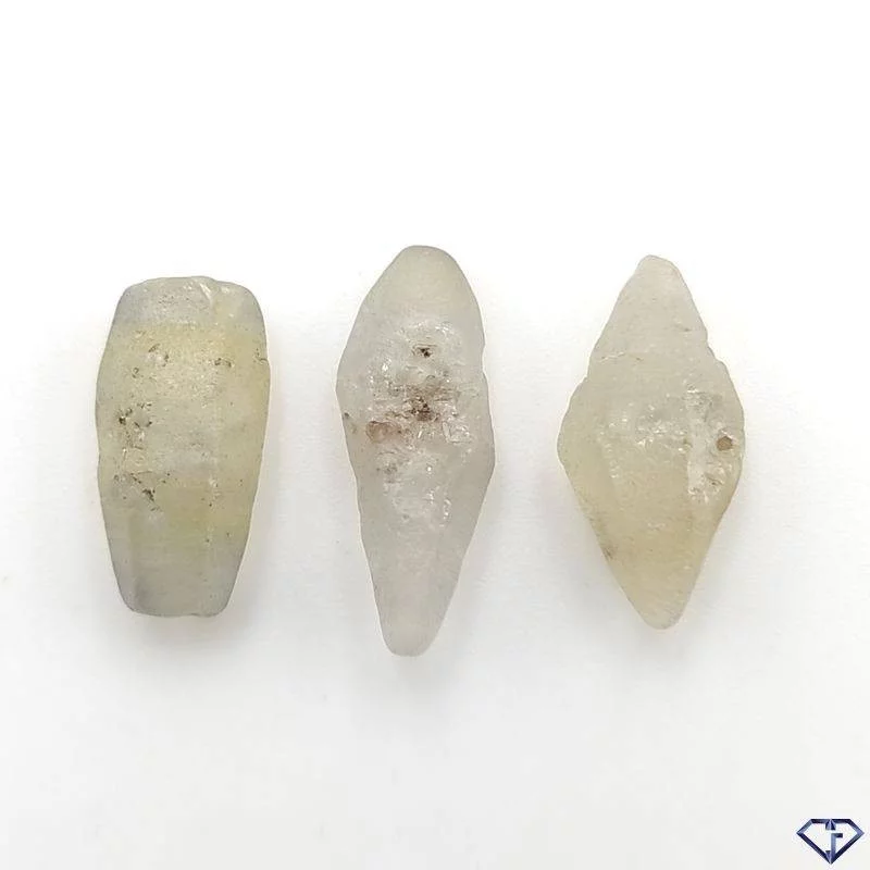 Lot de 3 Saphirs bruts