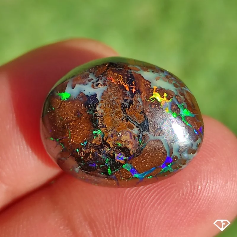 Opale Boulder