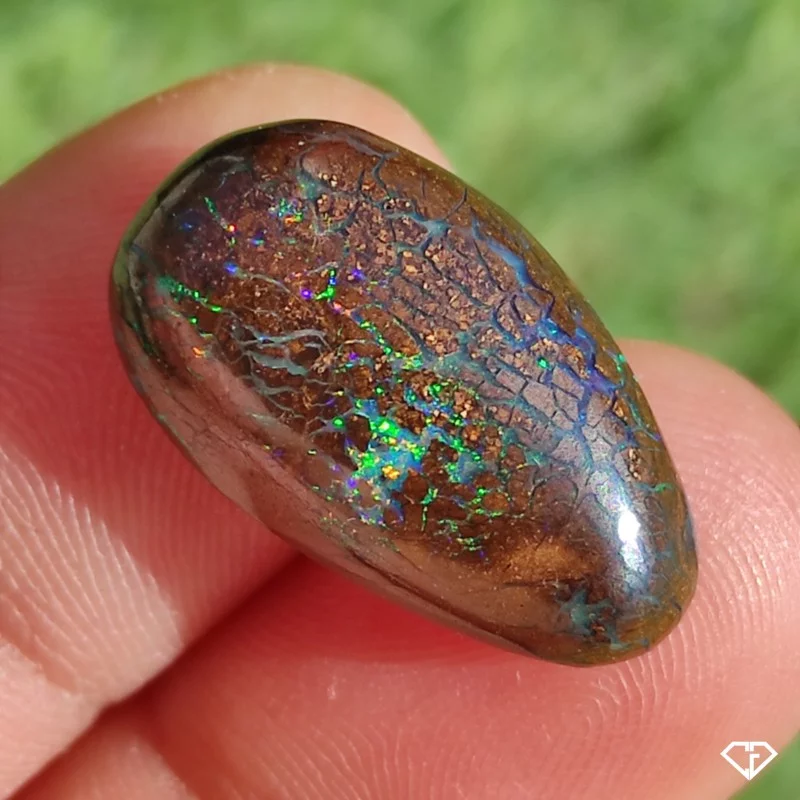 Opale Boulder