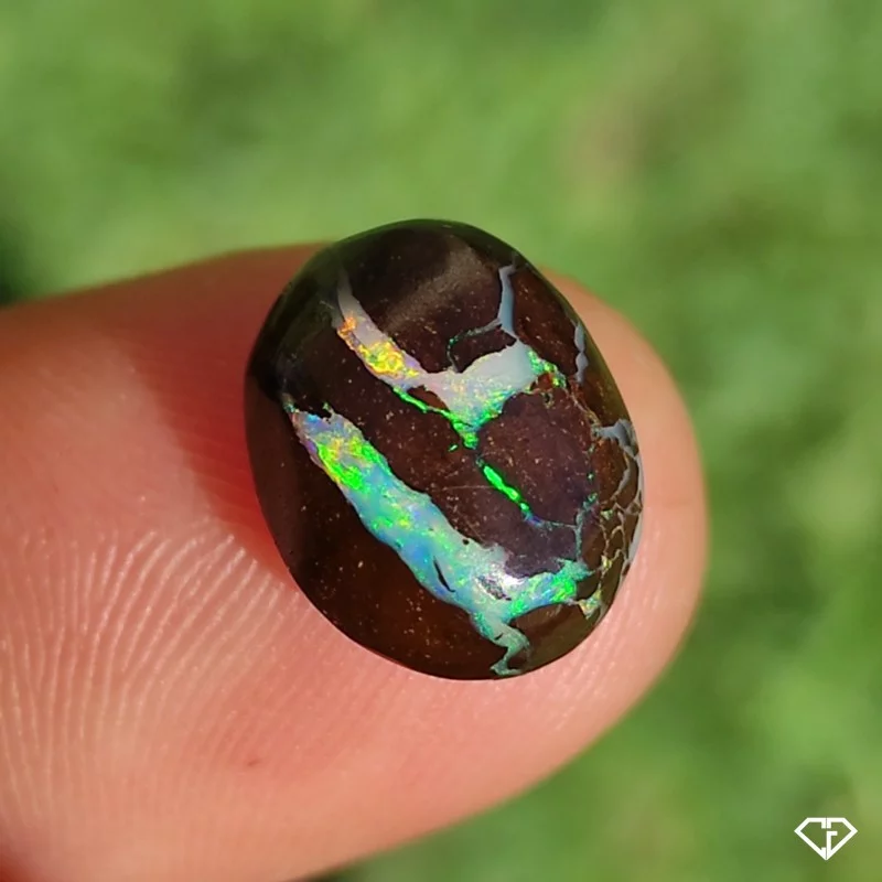 Opale Boulder