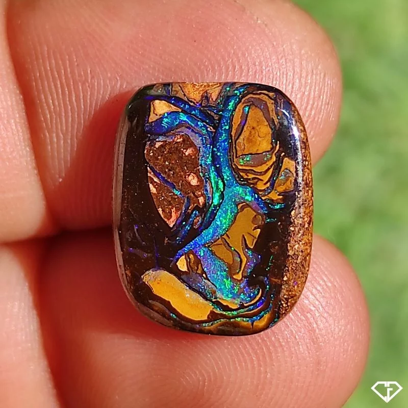 Opale Boulder