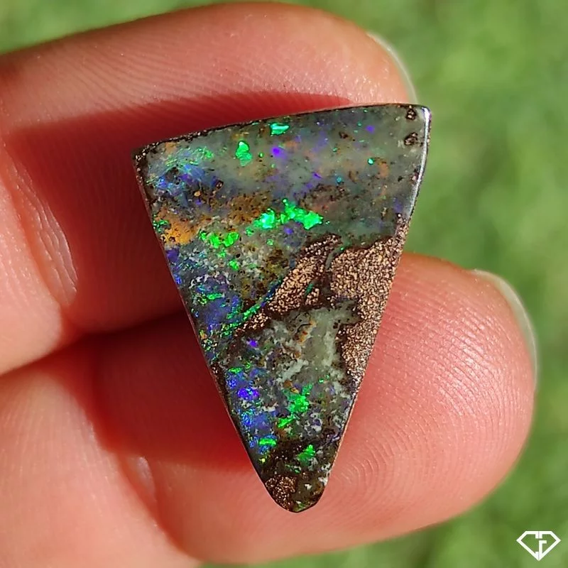 Opale Boulder