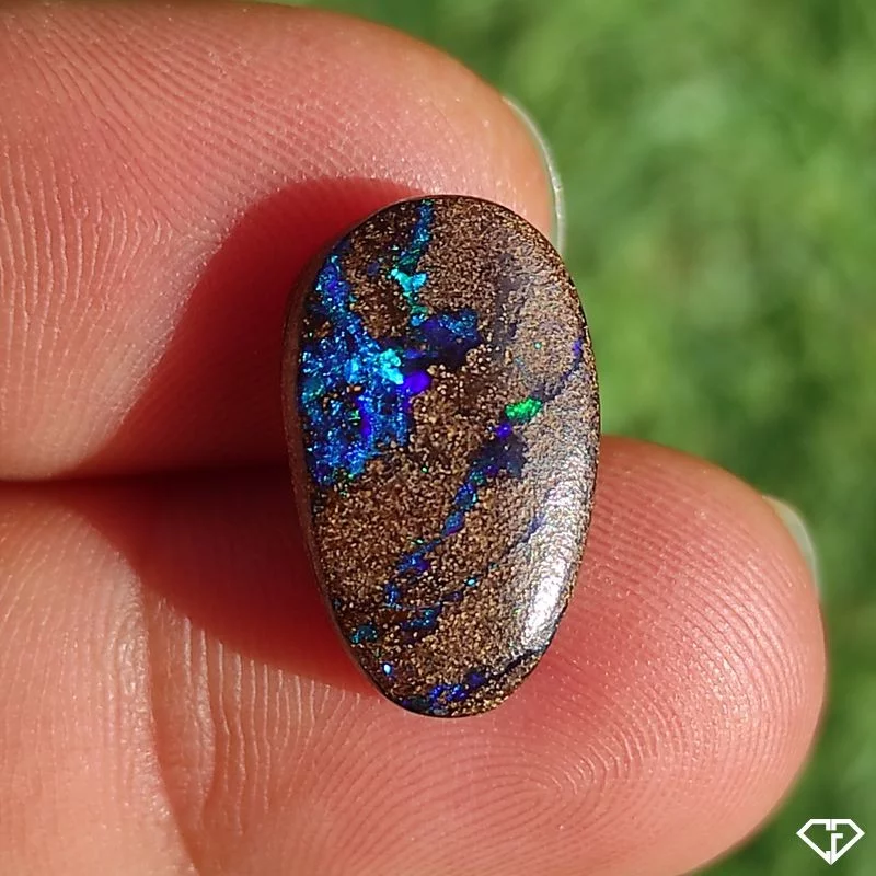 Opale Boulder