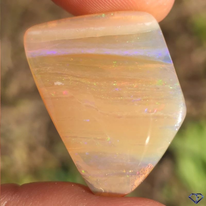 Opale Boulder