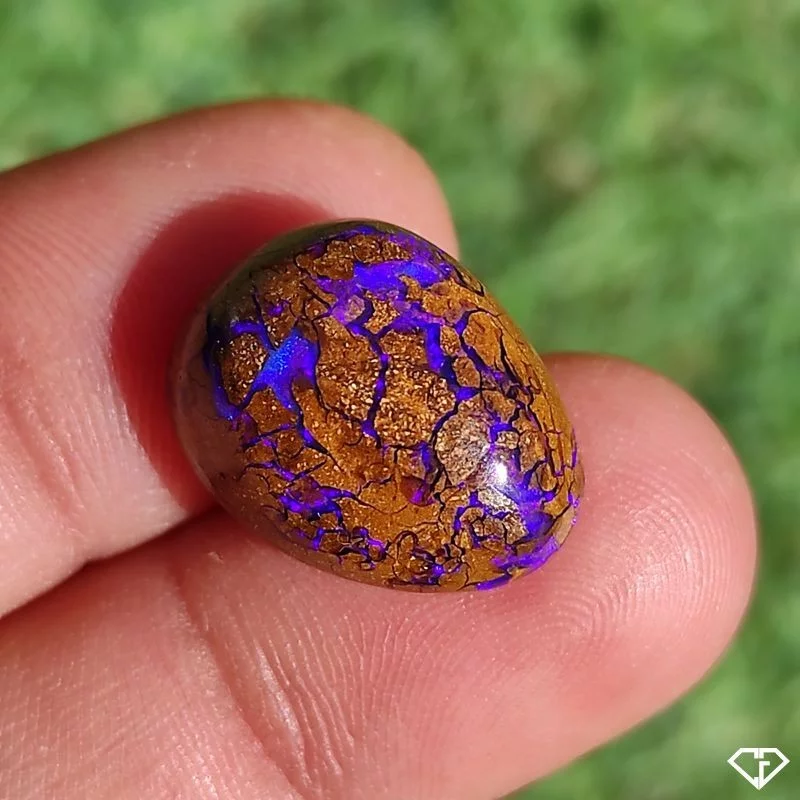 Opale Boulder