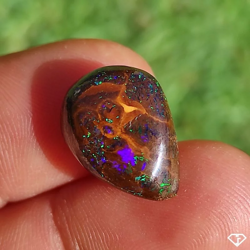 Opale Boulder