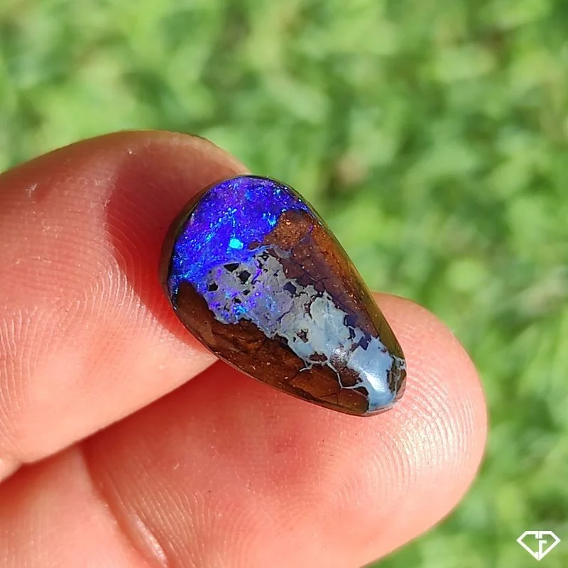 Opale Boulder