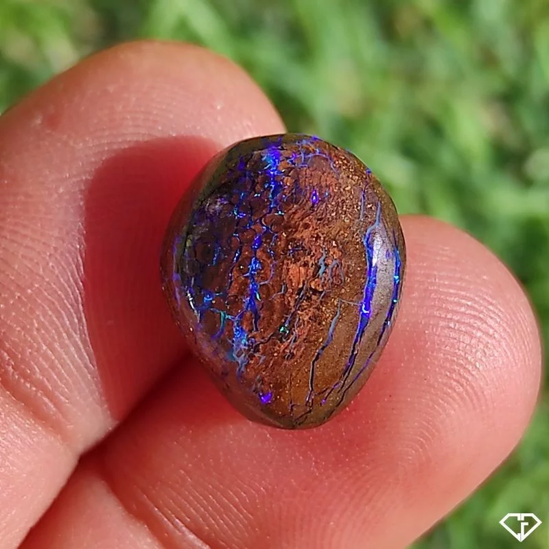 Opale Boulder