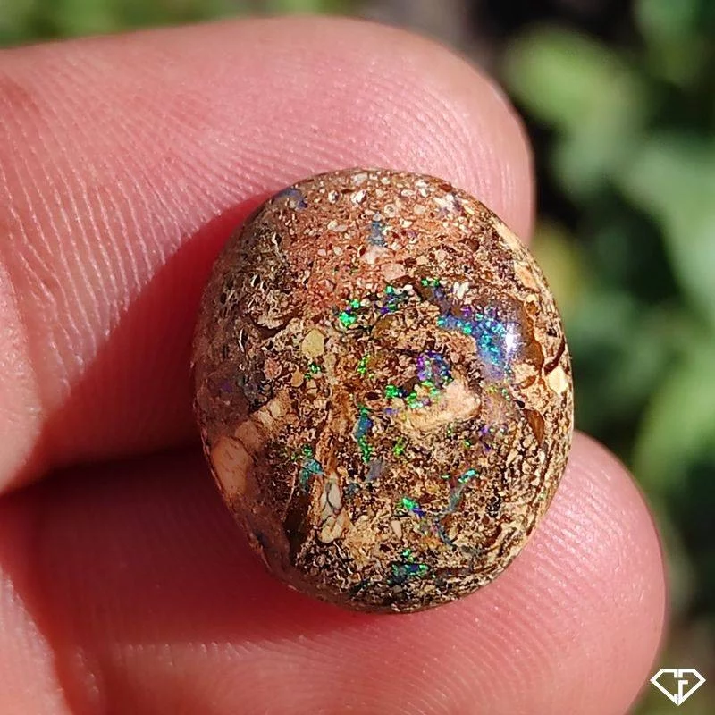 Opale Boulder