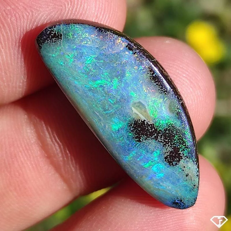 Opale Boulder