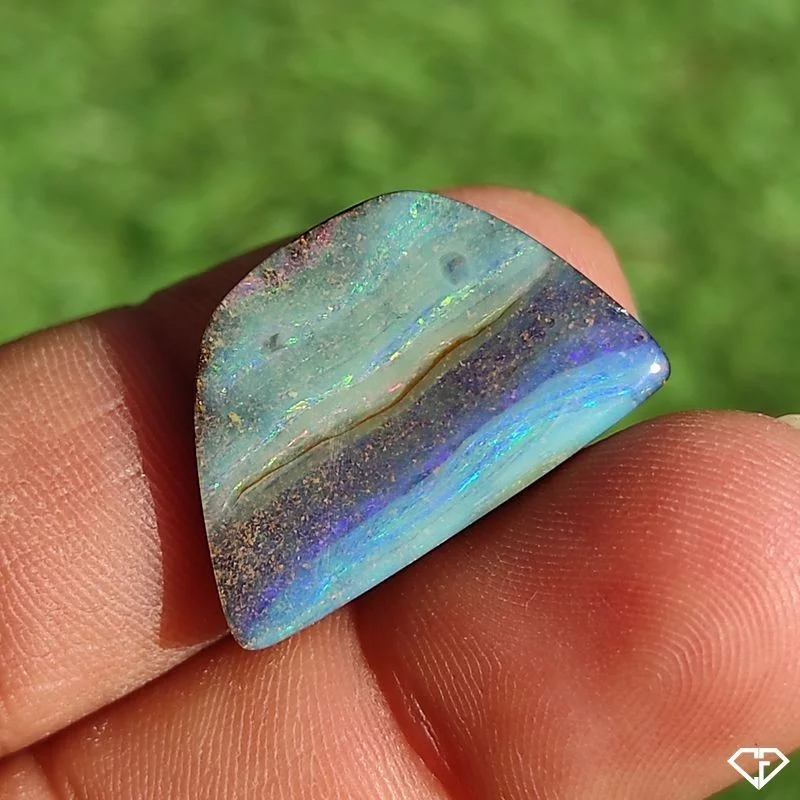 Opale Boulder