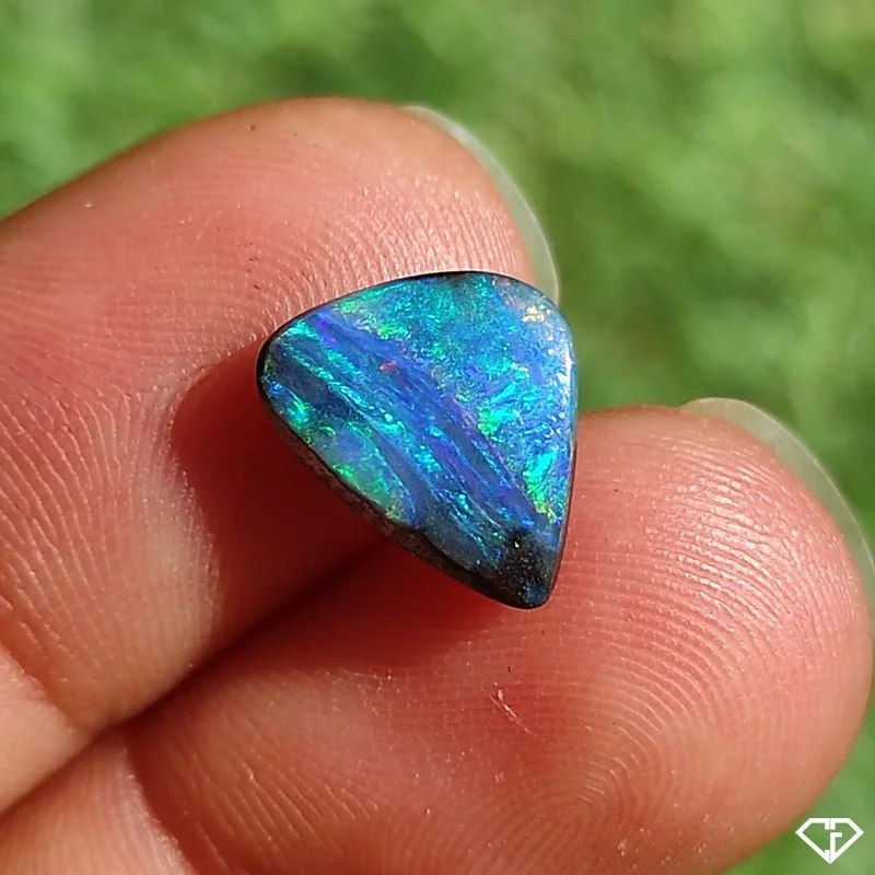 Opale Boulder