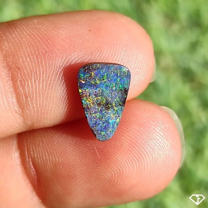 Opale Boulder