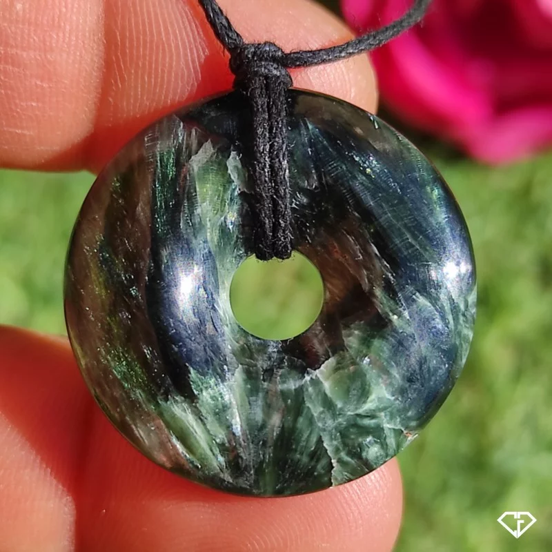Pendentif donut en Séraphinite