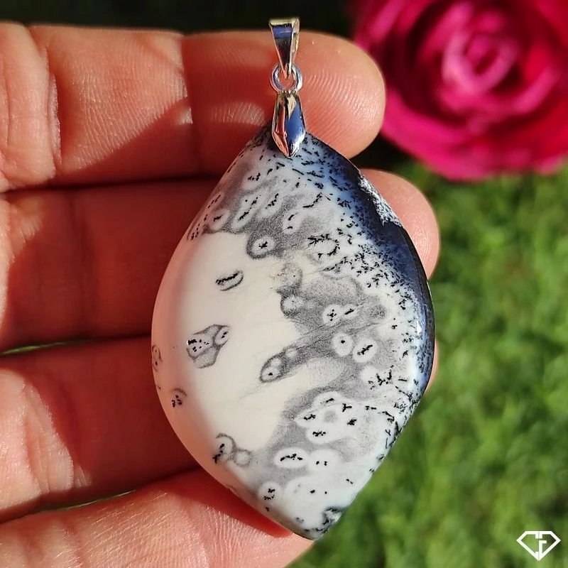 Pendentif en Agate dendritique