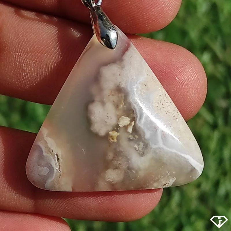 Pendentif en Agate fleur