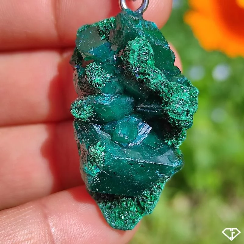 Pendentif en Dioptase et Malachite