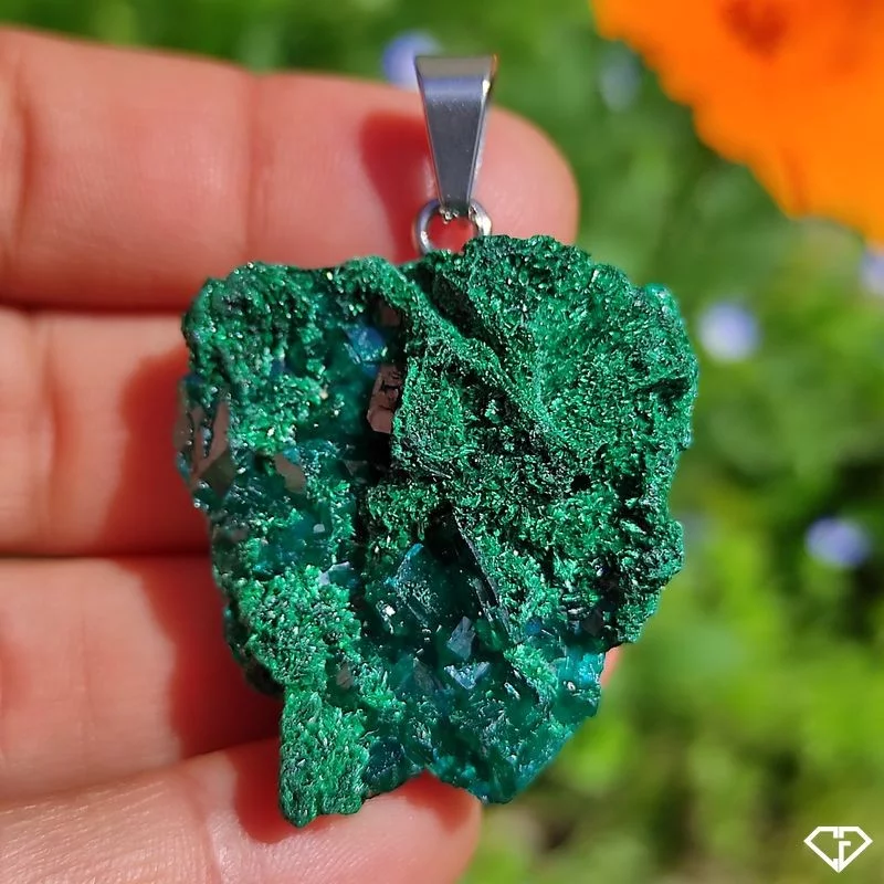 Pendentif en Dioptase et Malachite