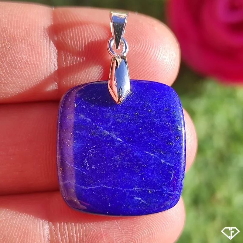 Pendentif en Lapis Lazuli