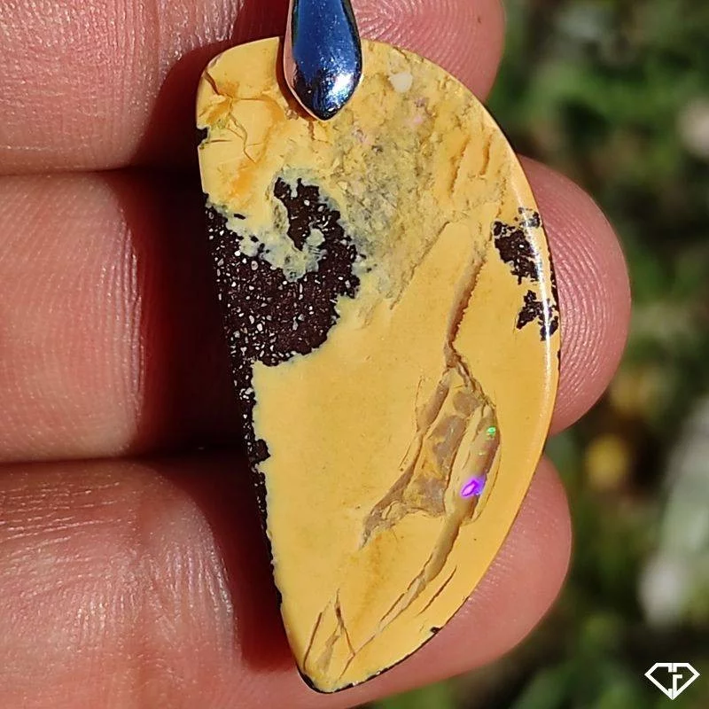 Pendentif en Opale Boulder