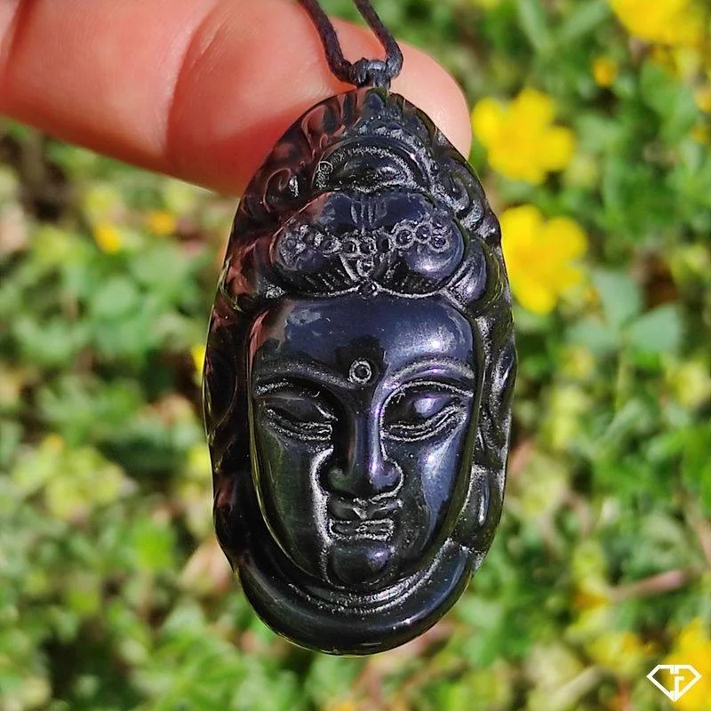 Pendentif Guan Yin en Obsidienne