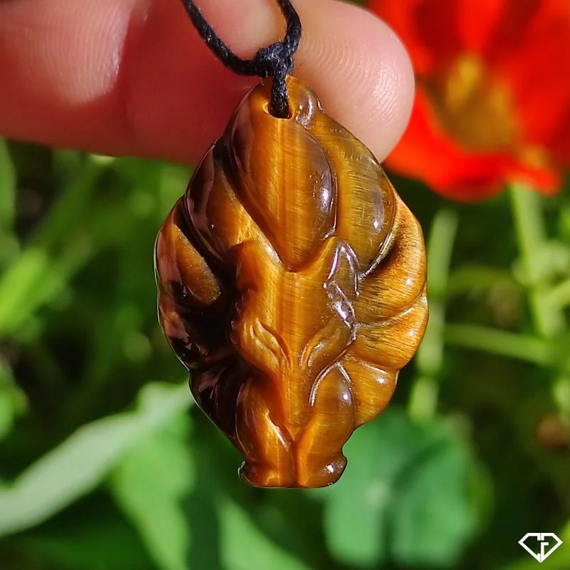 Pendentif Renard en Œil de Tigre