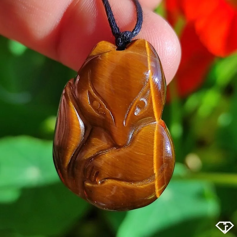 Pendentif Renard en Œil de Tigre