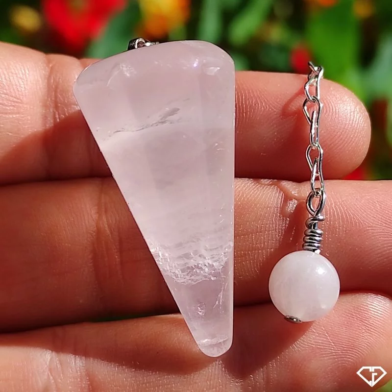 Pendule en Quartz rose