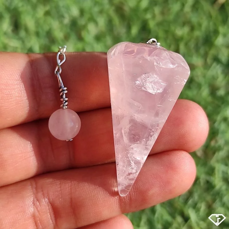 Pendule en Quartz rose