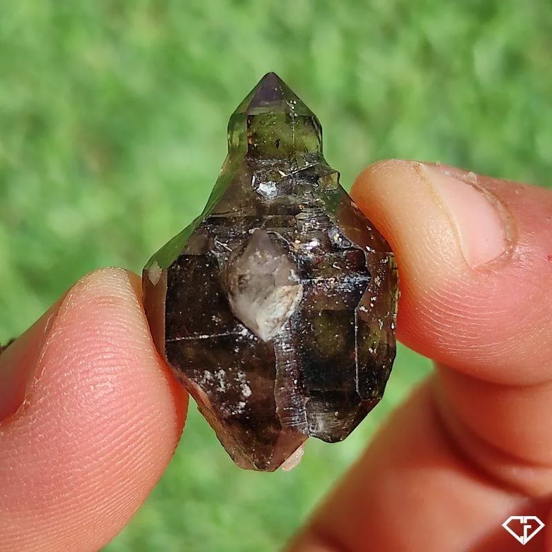 Quartz fumé brut