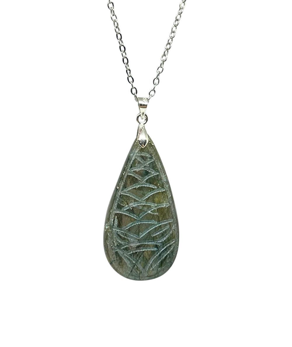 Labradorite Gravée - Pendentif Bélière