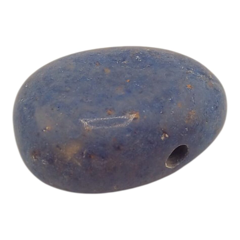Pendentif en pierre percée de Dumortiérite