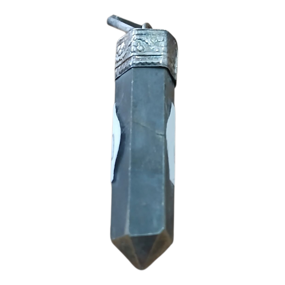 Pendentif en pointe de Pyrite