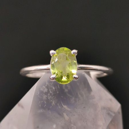 Péridot (Chrysolite) - Bague Sertie Argent - AAA+ - Facettée