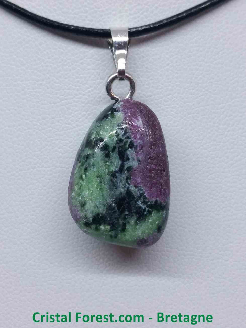 Rubis Zoïsite (Anyolite) - Pendentif Pierre Roulée