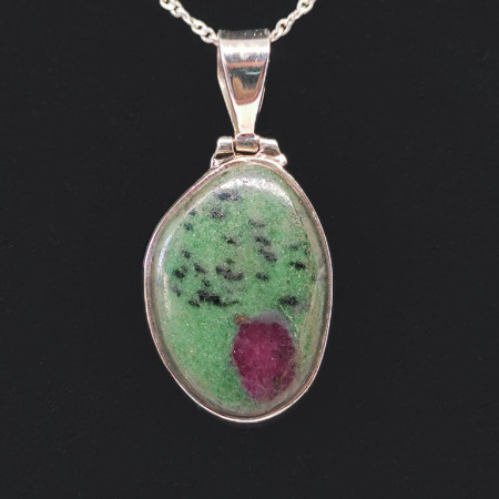 Rubis Zoïsite (Anyolite) - Pendentif Serti Argent